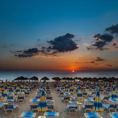 Aparthotel Pompeo 3*