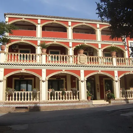 Pompeo 3*