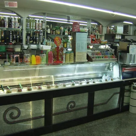 Pompeo Aparthotel 3*