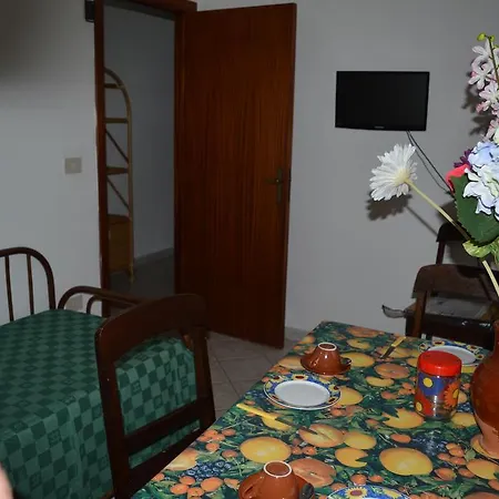 Pompeo 3* Castellabate