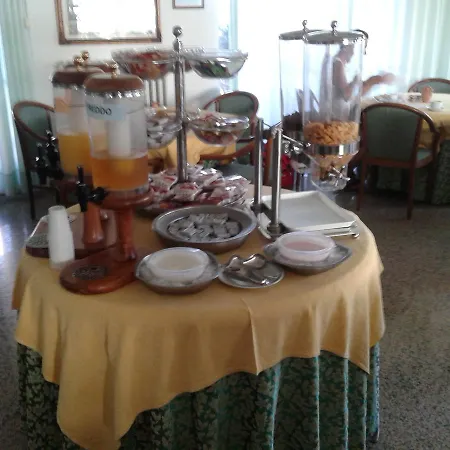 Aparthotel Pompeo Castellabate