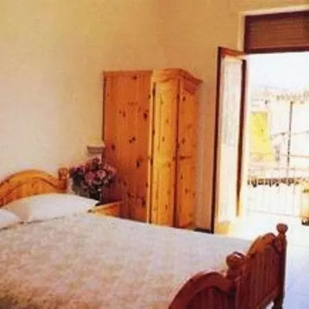 Pompeo Aparthotel