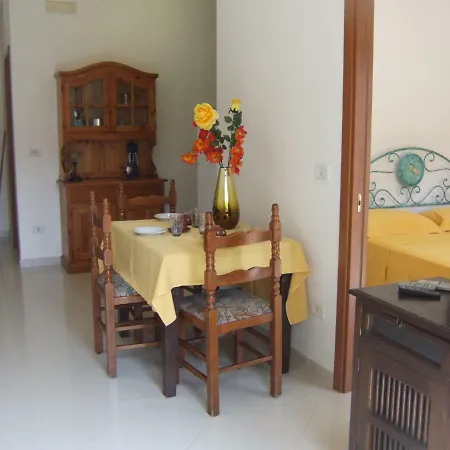 Pompeo 3* Castellabate