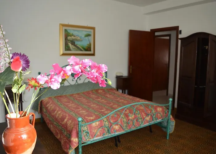 Pompeo 3* Castellabate